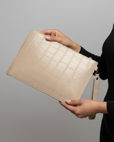 The Axis Clutch - Sand Beige